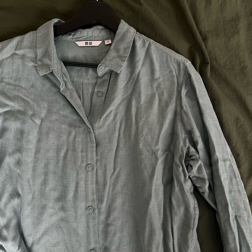 Uniqlo Soft Button Down